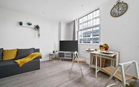 Studio In The Heart Of The City - Aldgate Zone 1